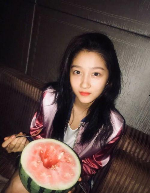 娱乐圈吃瓜百科图片大全,吃瓜百科图片大全深度解析