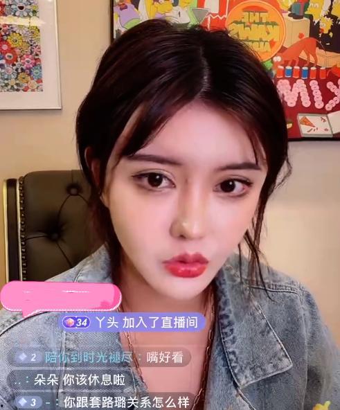 娱乐吃瓜酱余华老师,娱乐吃瓜界的灵魂画师